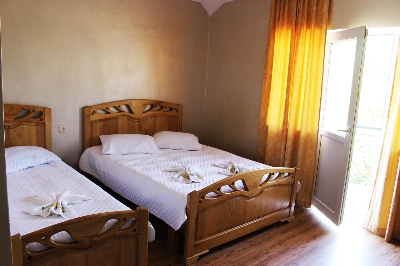 Hotel Evrazia Ureki Bagian luar foto