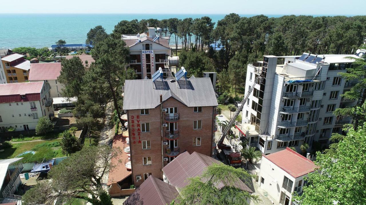 Hotel Evrazia Ureki Bagian luar foto