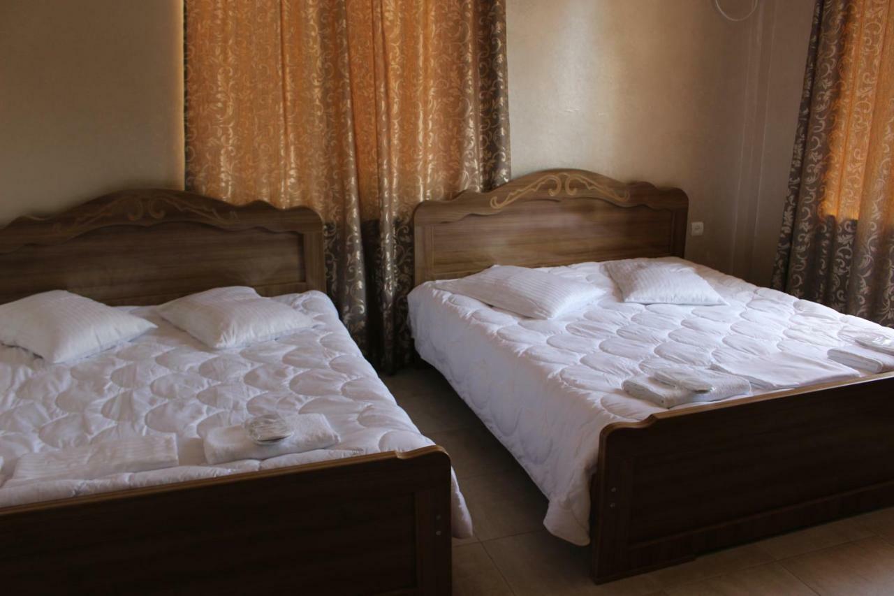 Hotel Evrazia Ureki Bagian luar foto